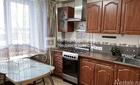 Продажа 3-комн квартиры на вторичном рынке Город Всеволожск, Межевая улица,  д. 8