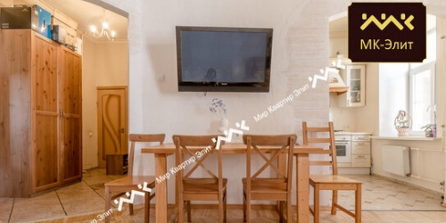 4-комн квартира ул Кирочная,  д. 12