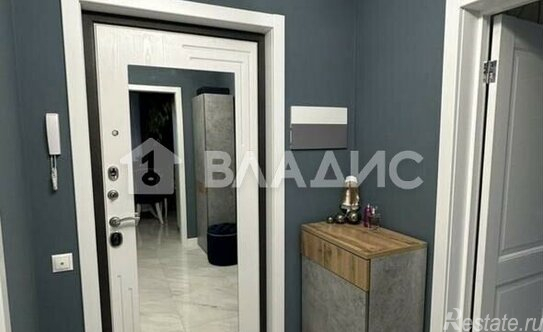 Продажа 1-комн квартиры на вторичном рынке Новоколомяжский проспект,  д. 12 к1