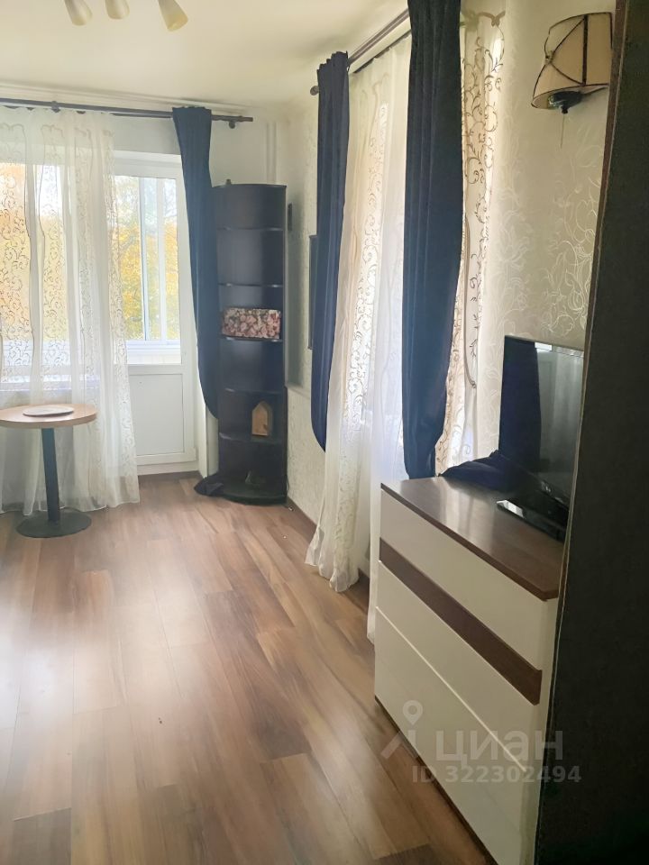 Аренда 1-комн квартиры на вторичном рынке Большой Саввинский переулок, 16