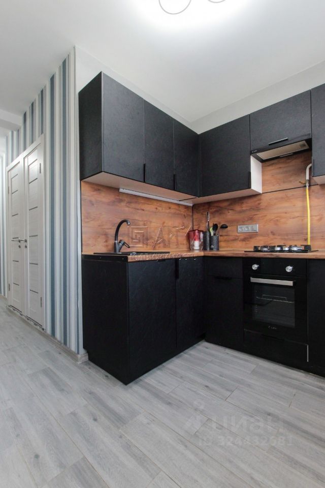 Продажа 1-комн квартиры на вторичном рынке улица Генерала Симоняка, 8к1