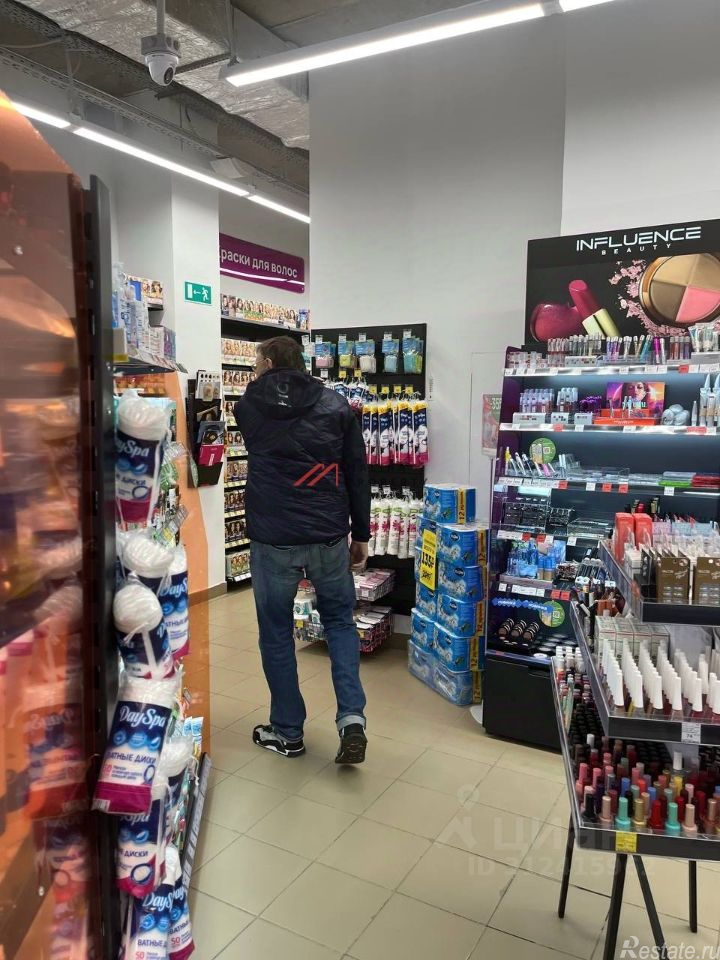 Продажа торгового помещения Ясеневая ул,  д. 12 к2