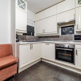 Продажа 2-комн квартиры на вторичном рынке Муринский 2-й пр-кт,  д. 22 литВ