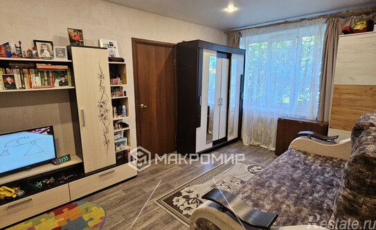 Продажа 2-комн квартиры на вторичном рынке Богатырский пр-кт,  д. 49,  к. 2