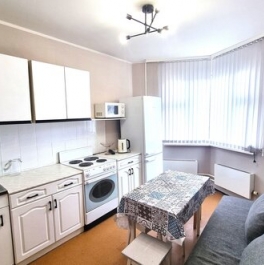 Продажа 2-комн квартиры на вторичном рынке ул Зеленоградская,  д. 35,  к. 5