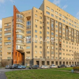 Продажа 1-комн квартиры на вторичном рынке Светлановский пр-кт,  д. 70 к1
