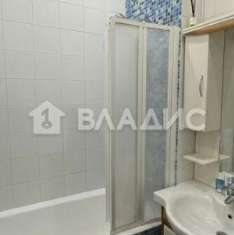 Продажа 2-комн квартиры на вторичном рынке Мансуровский пер,  д. 10,  к. 1А