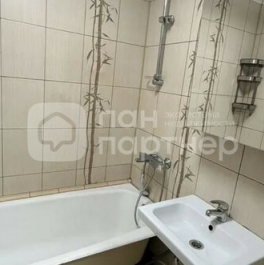 Продажа 1-комн квартиры на вторичном рынке улица Латышских Стрелков,  д. 5 к2
