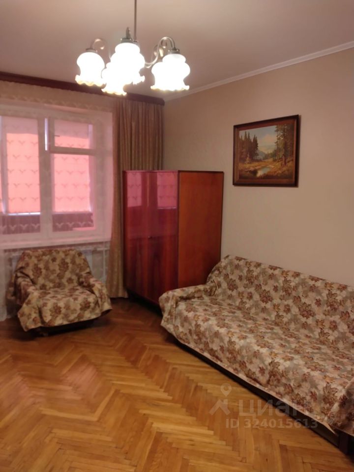 Аренда 1-комн квартиры на вторичном рынке Ялтинская улица, 8