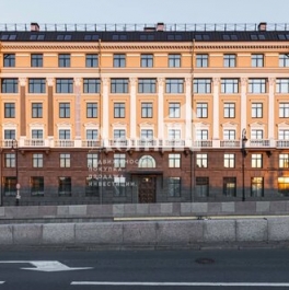 Продажа 2-комн квартиры на вторичном рынке Воскресенская наб,  д. 32