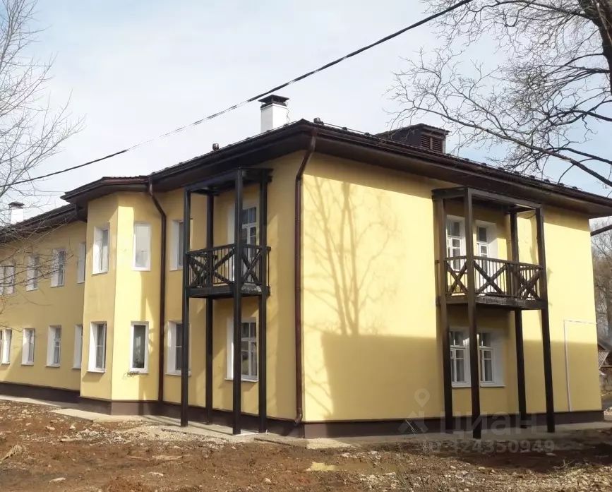 Продажа 2-комн квартиры на вторичном рынке пос. Волошово, улица Южная, 4