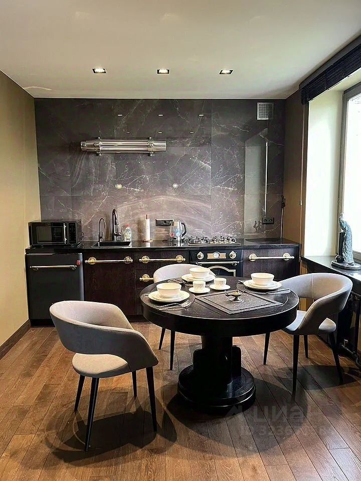 Аренда 2-комн квартиры на вторичном рынке набережная Тараса Шевченко, 3К2