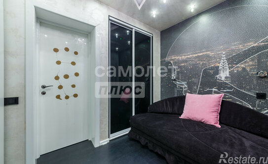 Продажа 4-комн квартиры на вторичном рынке ул Болотниковская,  д. 36,  к. 6