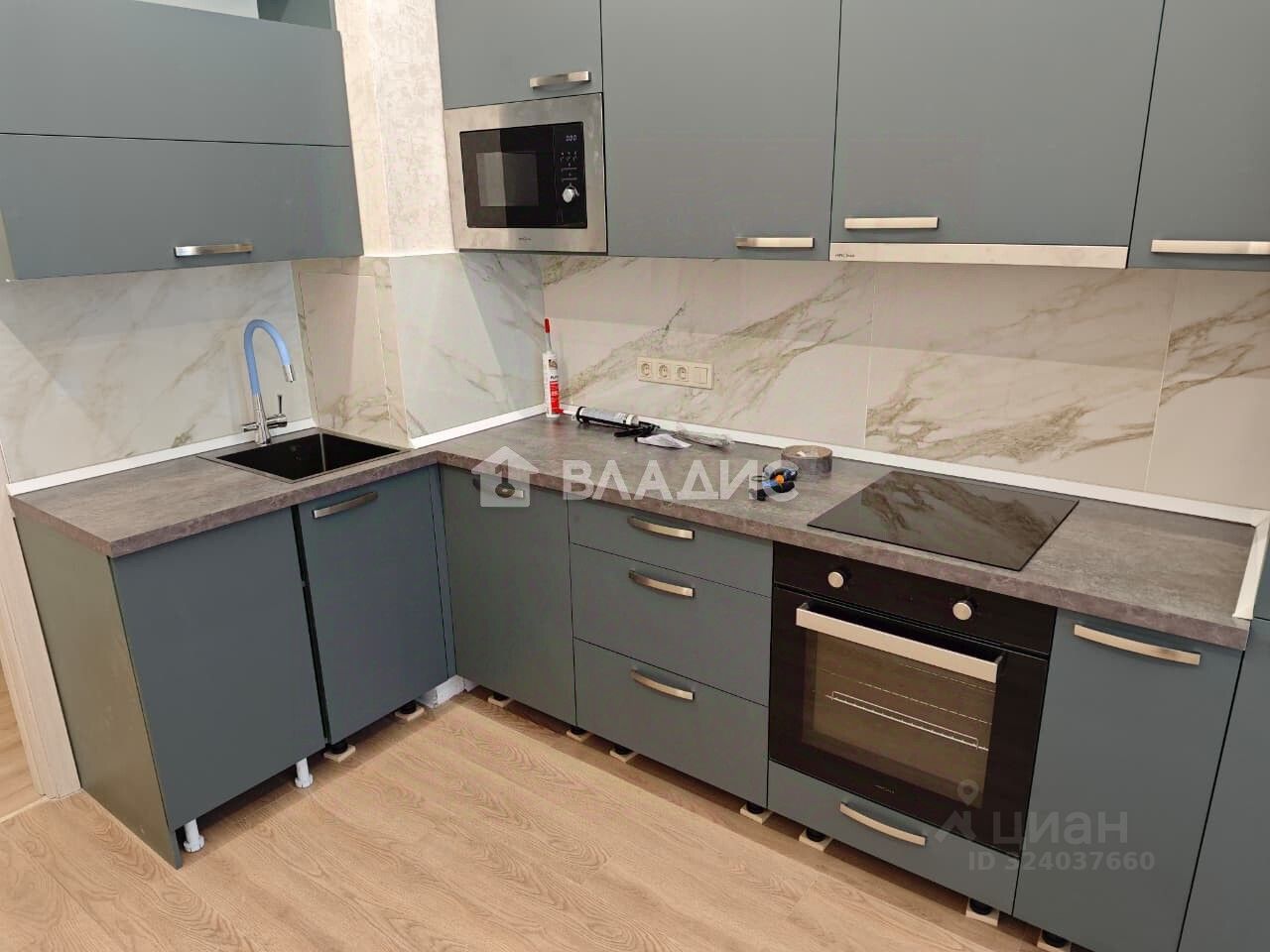 Продажа 2-комн квартиры на вторичном рынке Булатниково мкр, д. Жабкино, 12