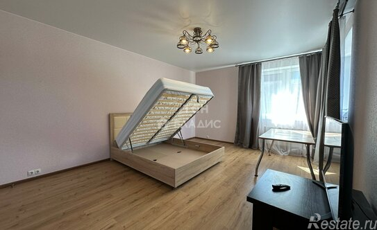 Продажа 1-комн квартиры на вторичном рынке Щелково г, Варежки кв-л,  д. 1,  к. 4