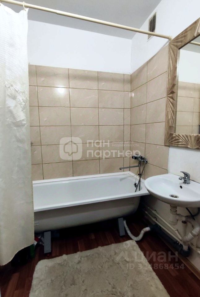 Продажа 1-комн квартиры на вторичном рынке улица Бабушкина, 84к2