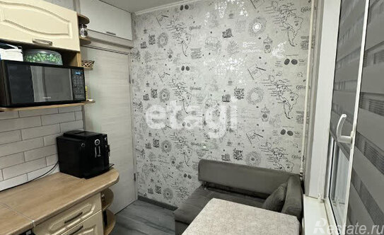 Продажа 3-комн квартиры на вторичном рынке ул Замшина,  д. 62