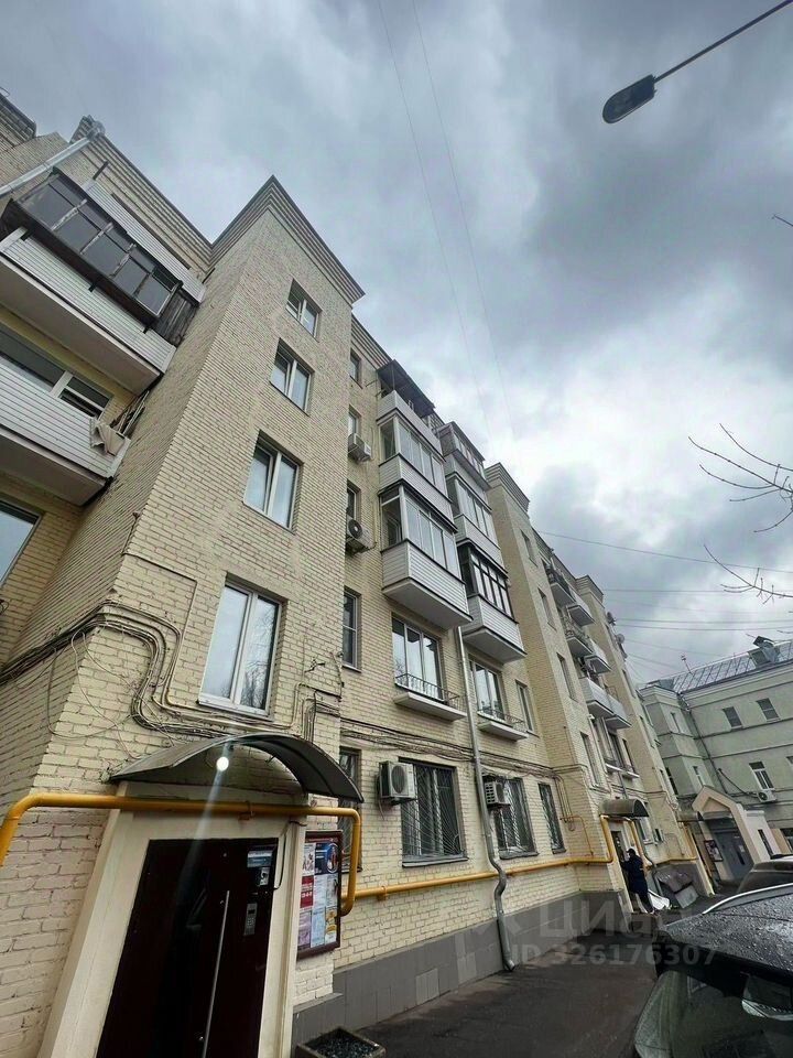 Продажа 1-комн квартиры на вторичном рынке улица Плющиха, 18