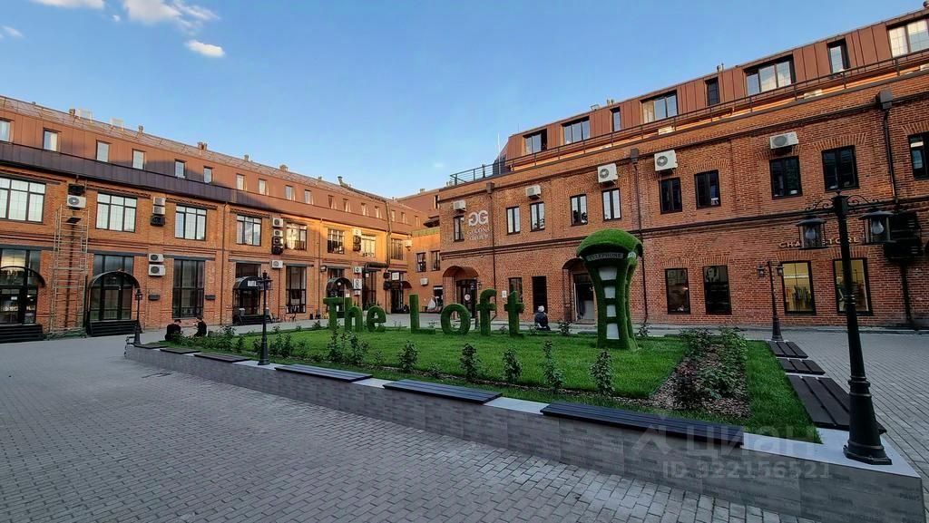 Продажа 3-комн квартиры на вторичном рынке Духовской переулок, 17С11