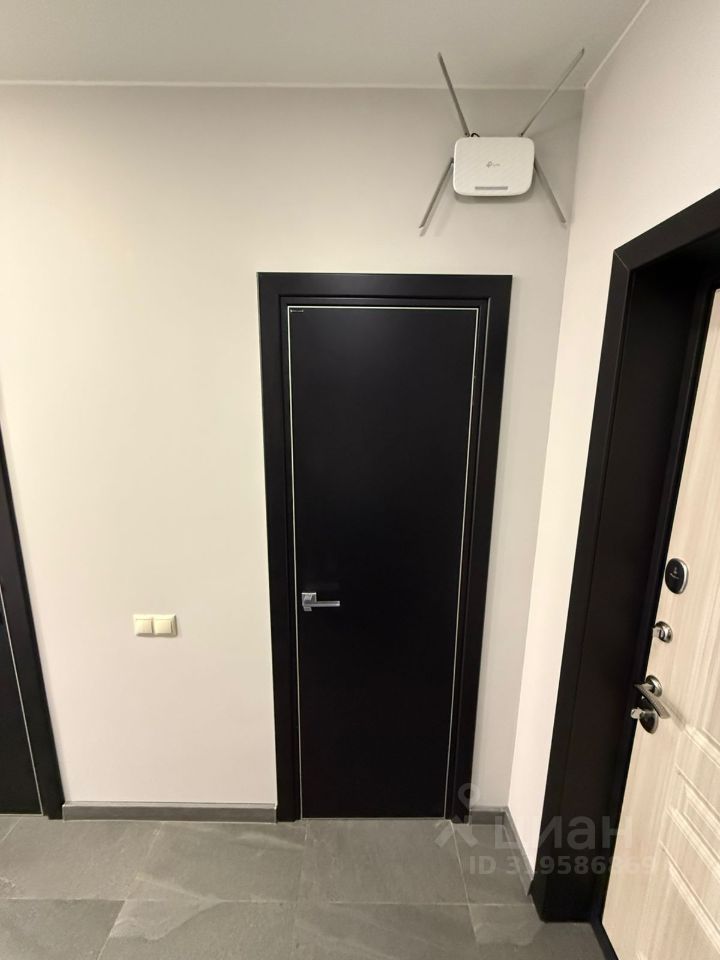 Продажа 3-комн квартиры на вторичном рынке Западный мкр, улица Лунная, 35