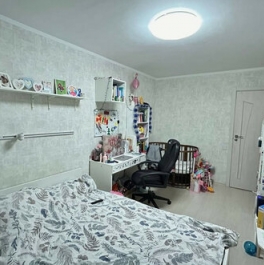 Продажа 3-комн квартиры на вторичном рынке Полимерная улица,  д. 7