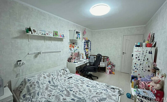 Продажа 3-комн квартиры на вторичном рынке Полимерная улица,  д. 7