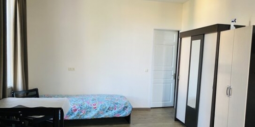 4-комн квартира ул Всеволода Вишневского,  д. 13