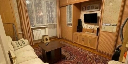 2-комн квартира улица Усиевича,  д. 1