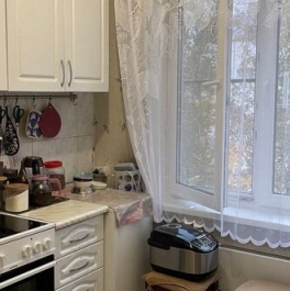 Продажа 3-комн квартиры на вторичном рынке улица Генерала Белова,  д. 19 к1