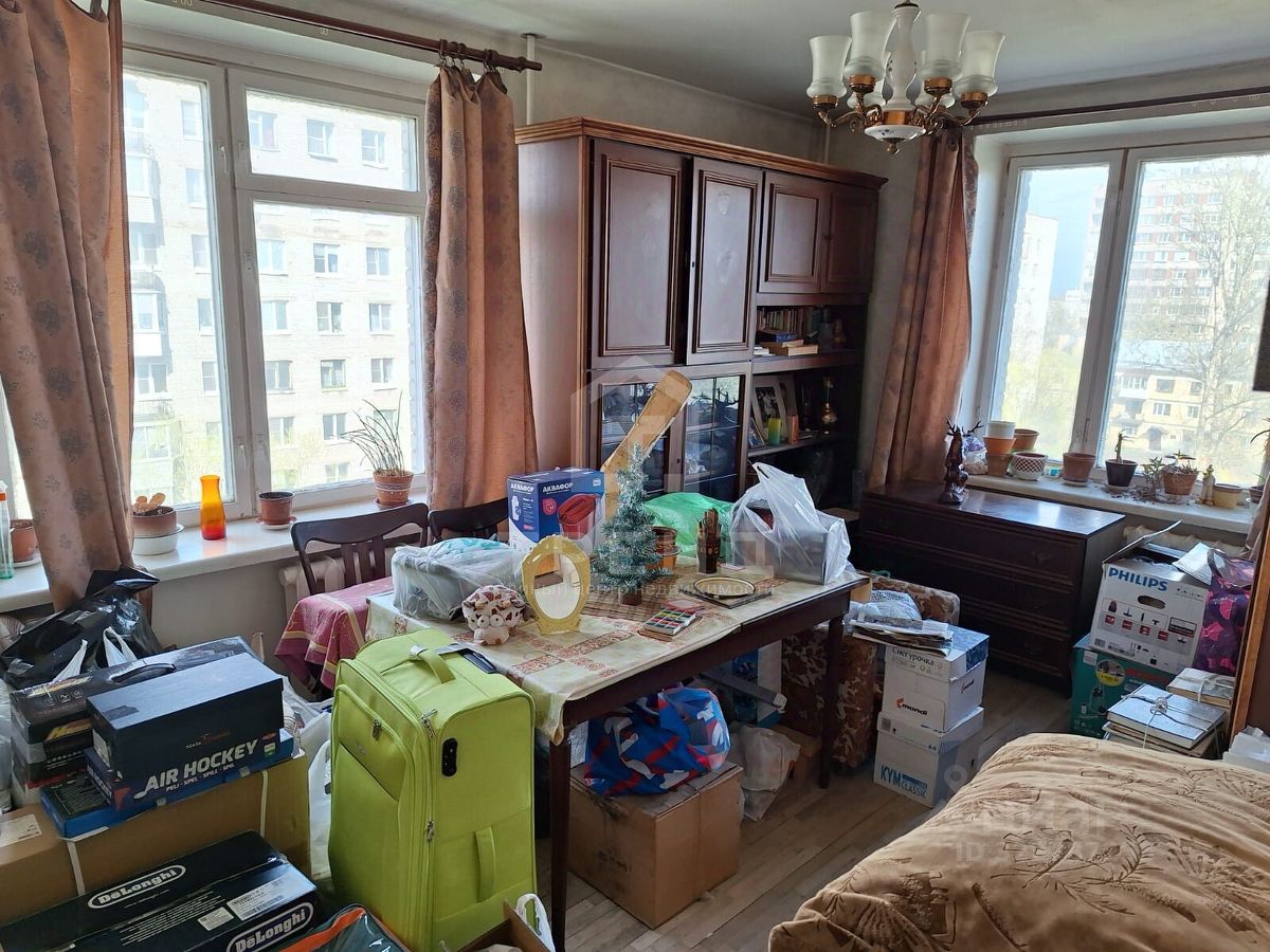 Продажа 2-комн квартиры на вторичном рынке улица Пограничника Гарькавого, 34К1