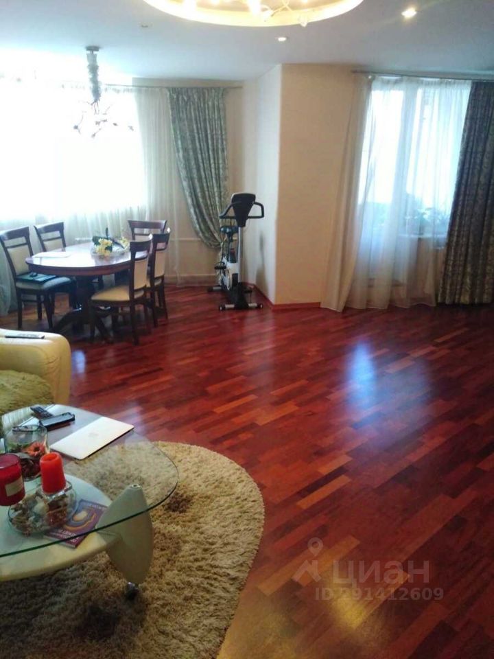 Продажа 3-комн квартиры на вторичном рынке улица Ленсовета, 88