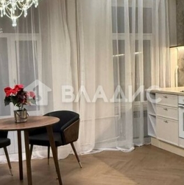 Продажа 2-комн квартиры на вторичном рынке Зверинская улица