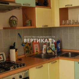 Аренда 2-комн квартиры на вторичном рынке Пироговская Б. ул,  д. 53