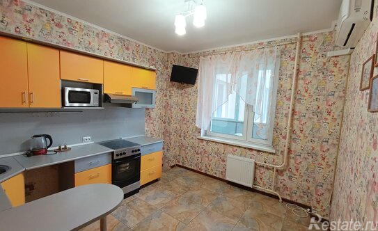 Продажа 2-комн квартиры на вторичном рынке Туристская ул,  д. 18 к1