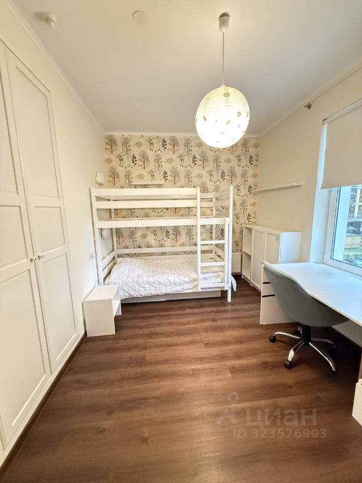 Аренда 3-комн квартиры на вторичном рынке Московский проспект, 73к5