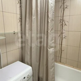 Продажа 1-комн квартиры на вторичном рынке улица Латышских Стрелков,  д. 5 к2