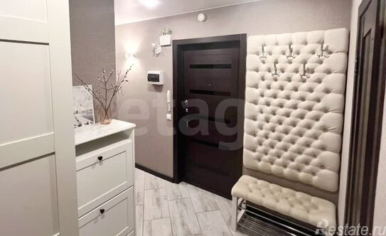 Продажа 2-комн квартиры на вторичном рынке Славянская улица,  д. 28