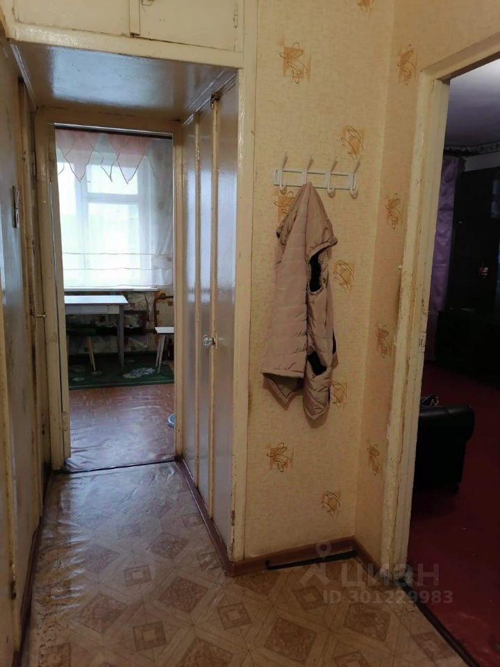 Продажа 2-комн квартиры на вторичном рынке Сланцы, улица Ленина, 21А