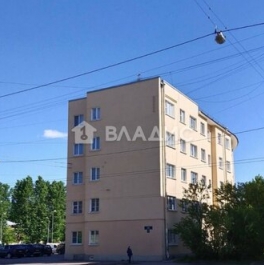 Продажа 3-комн квартиры на вторичном рынке улица Седова,  д. 76