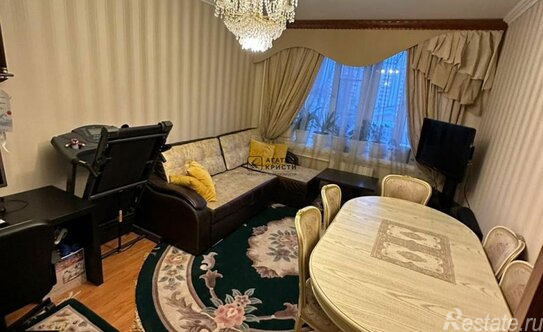 Продажа 3-комн квартиры на вторичном рынке Новорогожская улица,  д. 3