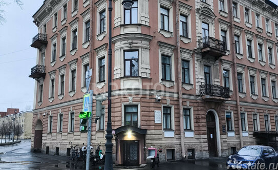 Продажа 5-комн квартиры на вторичном рынке улица Декабристов,  д. 57