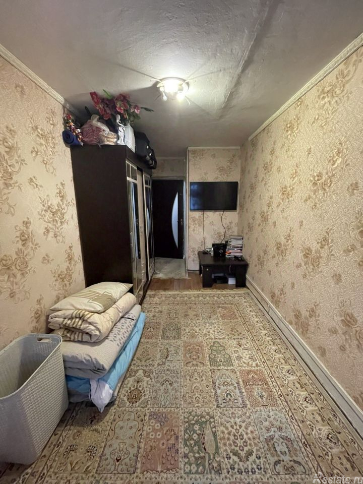 Продажа 3-комн квартиры на вторичном рынке Реутов, улица Гагарина,  д. 3