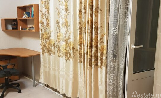 Аренда 1-комн квартиры на вторичном рынке Павловск г, Слуцкая ул,  д. 10