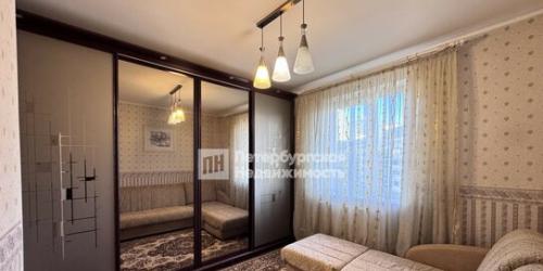 3-комн квартира проспект Королёва,  д. 49