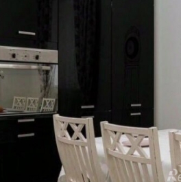 Аренда 4-комн квартиры на вторичном рынке улица Якубовича,  д. 14