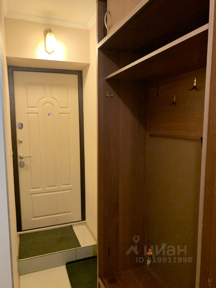 Аренда 1-комн квартиры на вторичном рынке Люберцы, Октябрьский проспект, 306