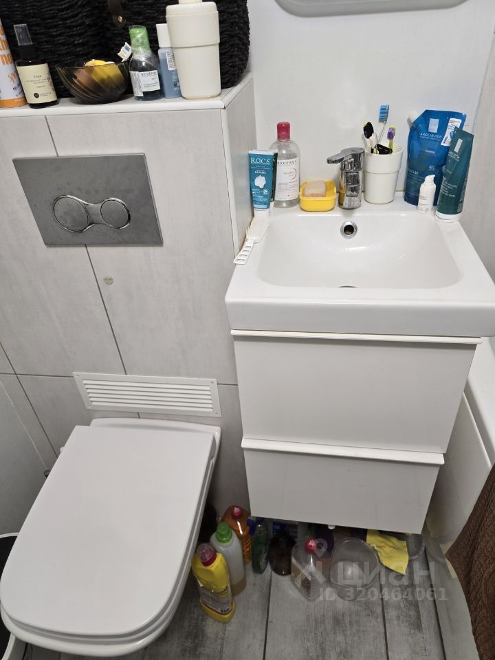 Продажа 2-комн квартиры на вторичном рынке улица Адмирала Макарова, 31