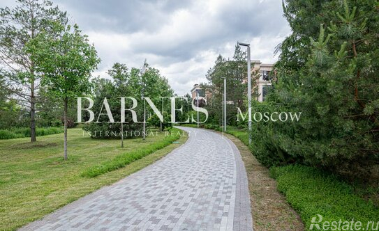 Продажа 8-комн квартиры на вторичном рынке Таманская улица,  д. 3 с3