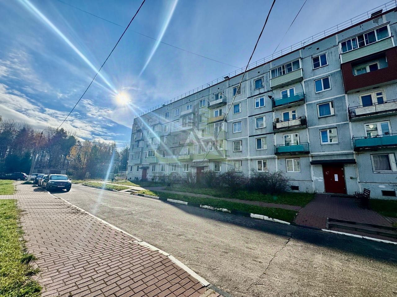 Продажа 2-комн квартиры на вторичном рынке № 411 Захарово городок, с. Захарово,  д. 126