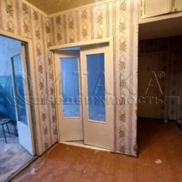 Продажа 2-комн квартиры на вторичном рынке Пикалево, ул Горняков,  д. 13